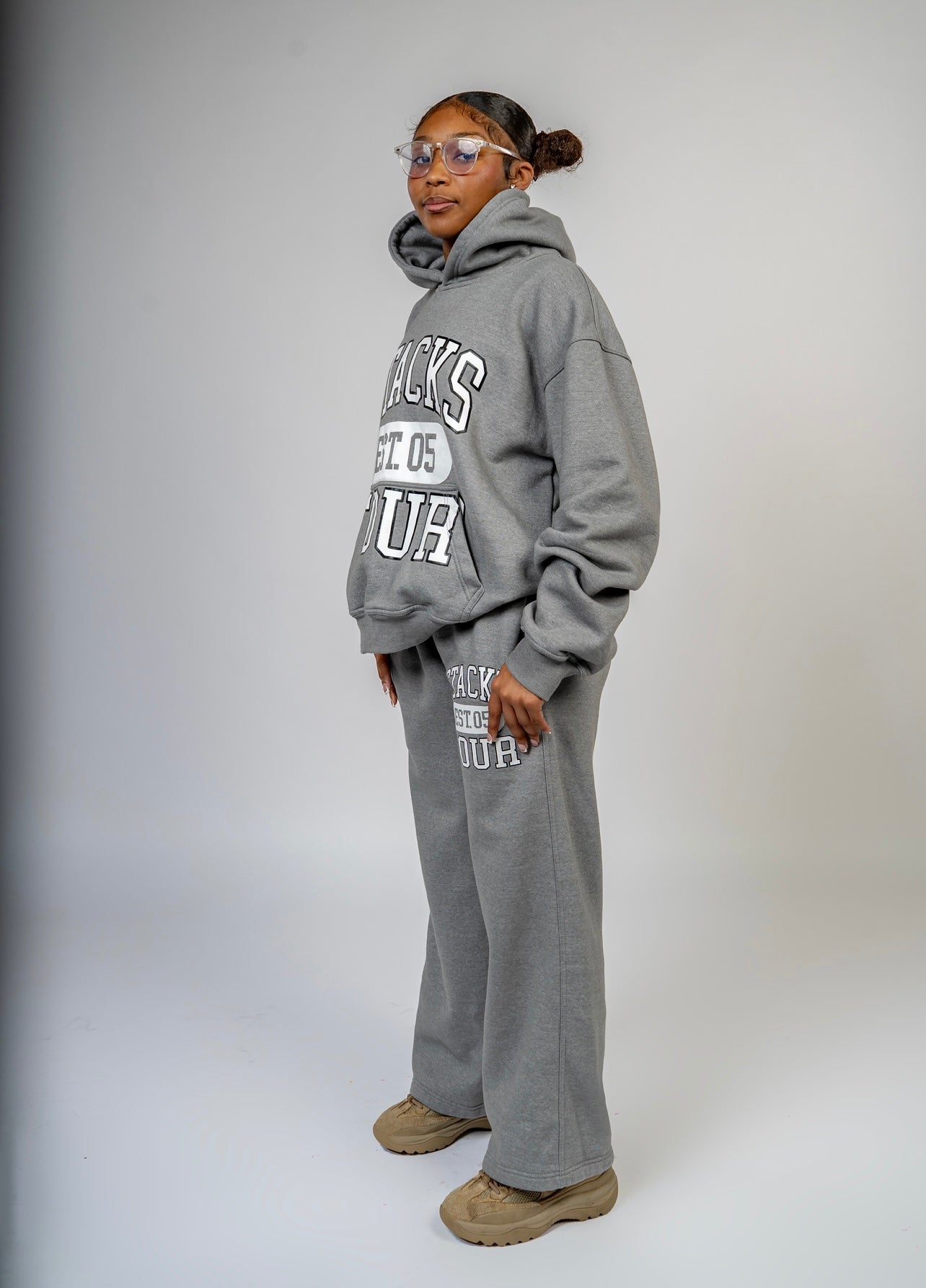 Grey and white set
